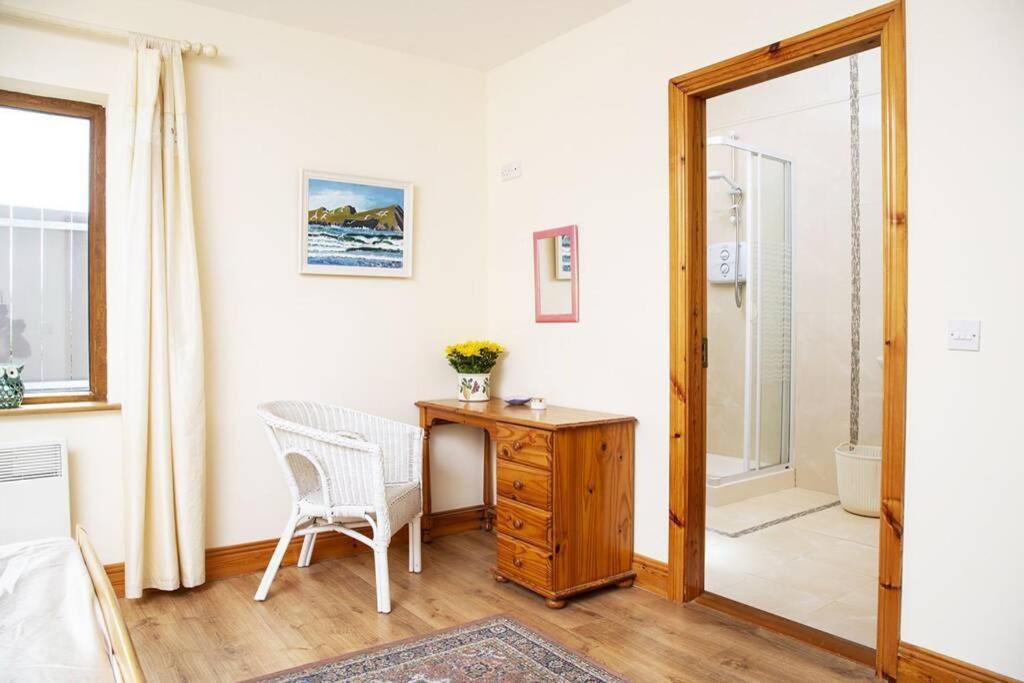 Apartment On The Wild Atlantic Way Tralee Exterior photo